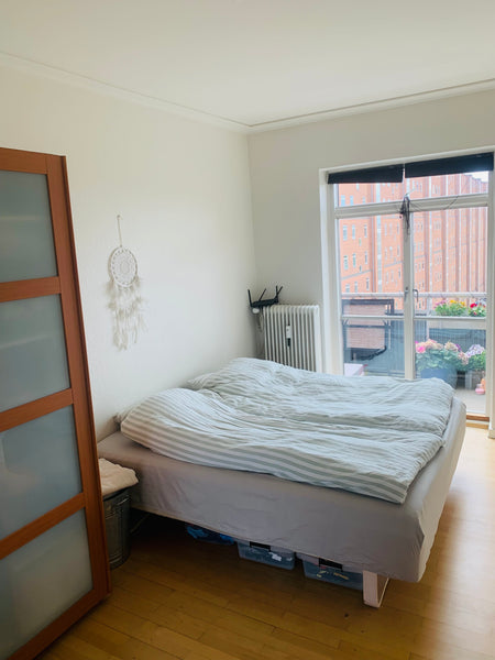 The appartement contains a kitchen, 1 toilet with shower, 1 bedroom with a doubl  Cozy 2-room apartment at Frederiksberg Entire rental unit vacation rental 667097520543311265