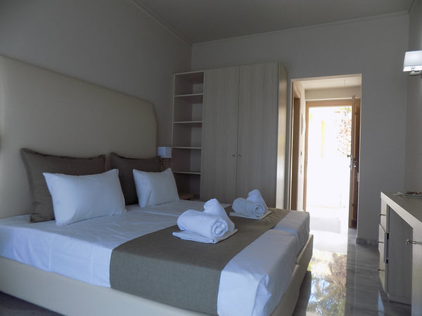 New vip studios within a hotel of 75 apartments and studio. Restores in high sta Rethimnon, Greece Economy Apartment Private room in bed and breakfast vacation rental 19739838