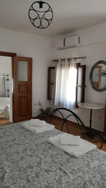 Welcome to Nikita's cozy and elegant apartment in the heart of the Old Town of R Athens, Greece Nikita's cozy house! The Old Town experience! Entire rental unit vacation rental 51814276