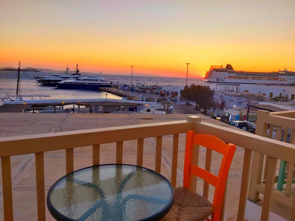 New apartment conveniently located at the Old Port of Mykonos. The room has a sm Mikonos, Greece Sunset View Apartment Old Port (2 persons) Entire rental unit vacation rental 43657708