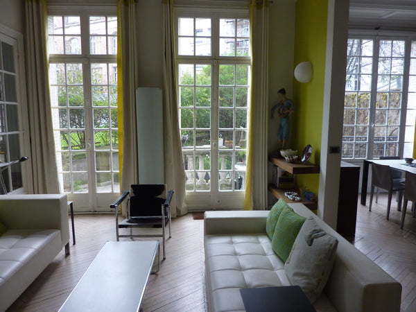 This is a 117 square meter flat with a private garden of 80 square meters. It is Paris, France Flat with private garden in Paris Entire rental unit vacation rental 2690924