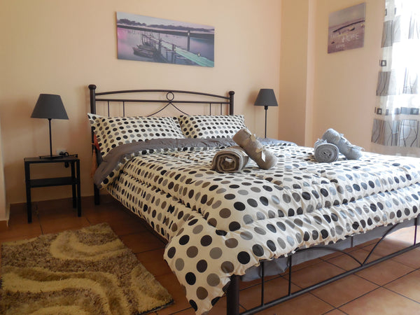 Recently renovated apartment, very close to the city center of Athens. It has 2  Metairie, Louisiana, United States Beautiful apartment in the city center Entire rental unit vacation rental 24694358