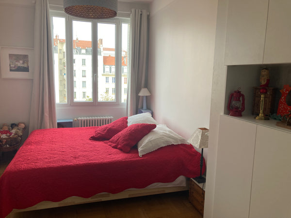 It will be a great pleasure to welcome you in my nice appartement with a beautif Lyon, France Jolie chambre dans le Triangle d'Or Private room in rental unit vacation rental 32348419