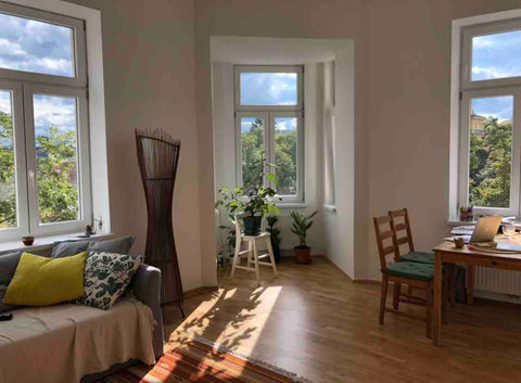 Beautiful Viennese building with great green view in western Vienna. It's locate Taiwan Bright Viennese building, room with green view Private room in rental unit vacation rental 594685540046284055