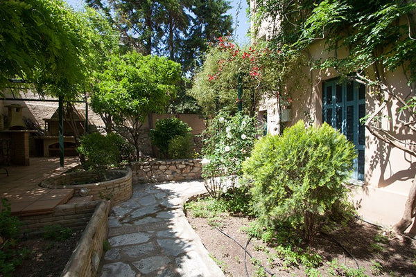 Ten meters from the pedestrian street that leads to the Acropolis on the right o Athens, Attica, Greece Walk to all archeological sites Entire rental unit vacation rental 5652131