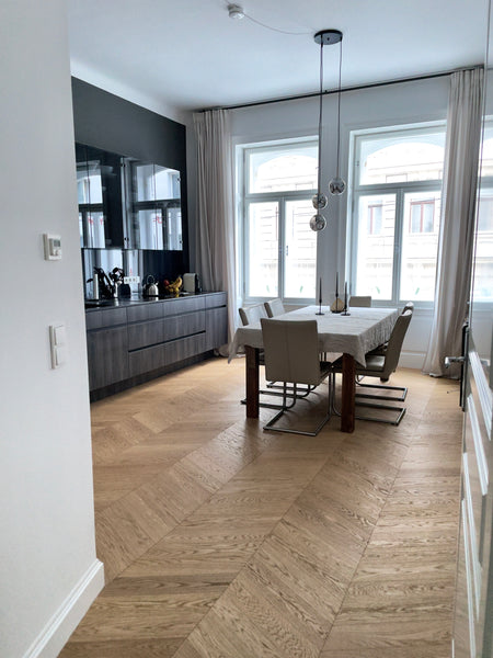 In bester Lage den Wiener Altbauflair genießen. Nur wenige Gehminuten von der Ei Austria Wiener Altbau-Traum in bester Lage Entire condo vacation rental 54175380