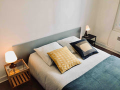 Appart cosy en rez-de-chaussée d'un petit immeuble situé à quelques pas du tramw Tresses, France Appartement 2 pièces sur Bordeaux Centre Entire rental unit vacation rental 39978968