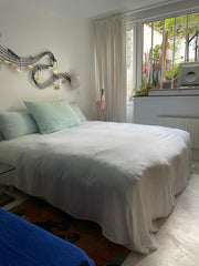 Simplifiez-vous la vie dans ce logement paisible et central. Chambre tres agreab Brussels, Belgium Chambre prive avec vue sur verdure Private room in condo vacation rental 667078216048018432