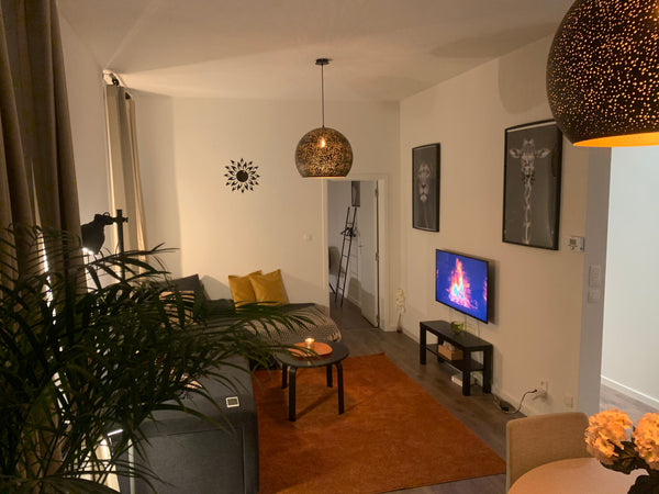 Looking for a homefeeling apartment on the best location in Antwerp? Look no fur Antwerp, Belgium ☘ Skyline apartment citycenter great view! Entire rental unit vacation rental 33094080