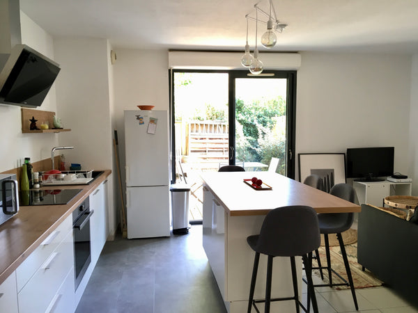 Envie d'une escapade à Bordeaux ? Venez poser vos valises dans mon appartement a Le Bouscat, France Appartement chaleureux proche de Bordeaux centre Entire condo vacation rental 52860839