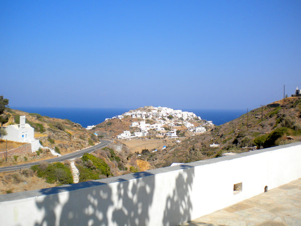 This elegant house located in the outskirts of the medieval 'Kastro' village has Alimos, Greece Klimati II Cycladic home vacation rental 5727801