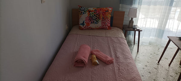 It's a small apartment (20 square meters ) it's located on the ground floor of t Athens, Greece Δωμάτιο ερα Entire home vacation rental 621585970040035768