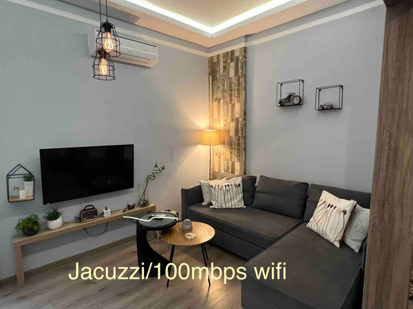 <b>The space</b><br />Helllo,I'm Sonia,i love traveling,so i created my place co Thessaloniki, Greece Sonia’s jacuzzi apartment,exploring center on foot Entire condo vacation rental 29542113