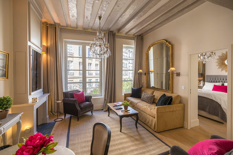 • In the heart of historic Paris; an easy walk to many sights<br />• Managed wit Hamilton, Bermuda Radiant Flat Has Picturesque Views of Famous Entire rental unit vacation rental 18134507