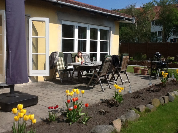 Meget velholdt og propert hus på 120 m2 med Ialt 3 soveværelser med skabsplads 2  Hus tæt ved, metro,Bella center, Lufthavn Entire home vacation rental 18048797