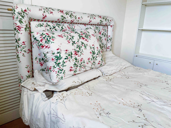 On the first of branch of the Seine river. The Eiffel Tower is very close. In th Paris, France *Eiffel High standing suite* Parc View Private room in loft vacation rental 20242750