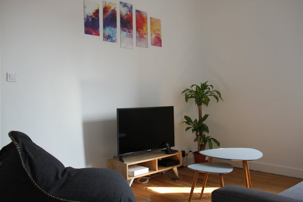 Appartement entièrement rénové et équipé. Situé au centre ville proche de l'arrê Bordeaux, France Appartement Argonne Entire rental unit vacation rental 47810431