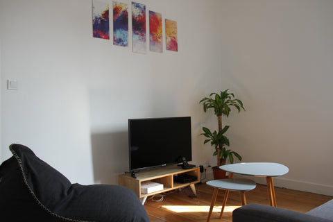 Appartement entièrement rénové et équipé. Situé au centre ville proche de l'arrê Bordeaux, France Appartement Argonne Entire rental unit vacation rental 47810431