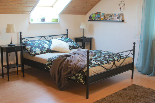 It is newly renovated room on the first floor of our home, in a quiet area but y Vienna, Austria Warm and cozy room in Vienna Private room in guesthouse vacation rental 21410006