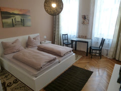 <b>The space</b><br />We wish you a warm welcome to Vienna! <br />   <br />This  Schönau an der Triesting, Austria Elegantes City Apartment 'Caro' Entire rental unit vacation rental 6372814