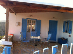 Traditional sunny apartment located just 1.5km away from Chora.<br />Amazing 40s Athens, Greece Traditional sunny apartment Entire home vacation rental 14424166