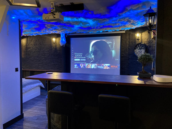 Logement légèrement inspiré de l'univers de Poudlard. <br />Vous retrouverez des Bordeaux, France Cosy Appartement, Proche gare/place de la victoire Private room in bed and breakfast vacation rental 560995517834940448