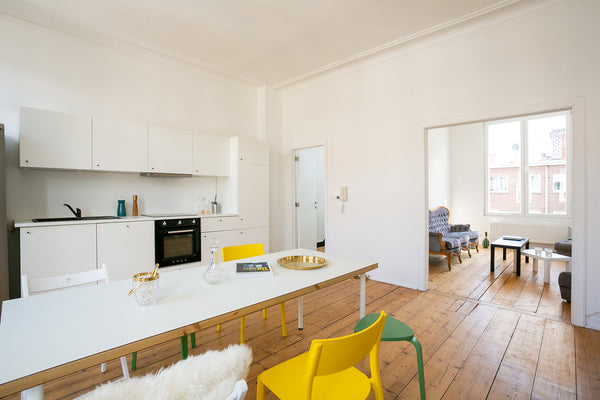 Geniet van een stijlvol nieuw gerenoveerd  appartement over drie verdiepingen, o  Modern verblijf in klassiek herenhuis LongStayOnly Entire condo vacation rental 633154801194314916