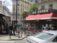 Ideally located in the infamous Montmartre neighbourhood, this spacious flat is  Aubervilliers, France Romantic getaway in Montmartre district Entire rental unit vacation rental 19194243