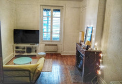 Dans un quartier très accueillant et parfaitement desservi (métro, tram, bus, ai  Appart type 2 70m² Métro Debourg Lyon 7 Entire rental unit vacation rental 39978526