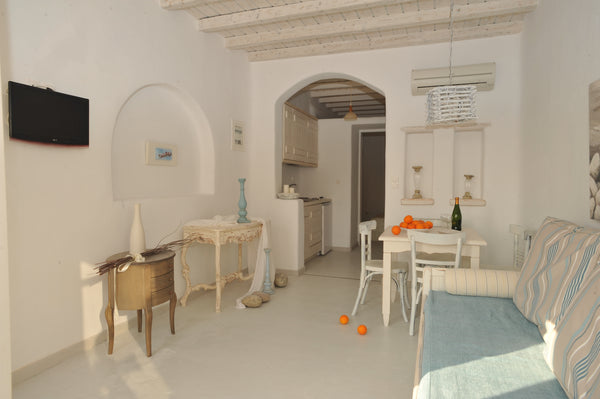 This apartment is part of the Navy Blue Suites, a complex of luxury apartments l Athens, Greece Navy Blue - One bedroom ap/ment sea view w/ POOL Entire rental unit vacation rental 4114353