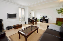 Great 1 bedroom appartement, close to many bars, restaurants, supermarkets etc.< Paris, France Beautiful apt for 2 - Eiffel Tower Entire rental unit vacation rental 175338