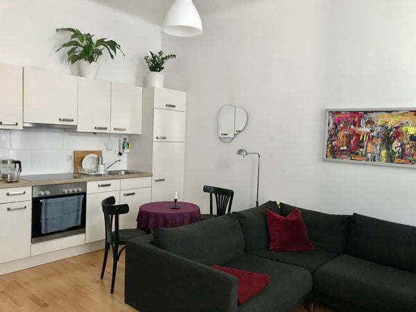 Eine ruhige, schöne Unterkunft. <br />Zentral gelegenen, stilvoll eingerichtet u  Schöne Wohnung mit Terrasse - beim Wiener Prater Entire rental unit vacation rental 562059908685872096