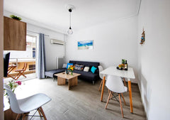 A unique pied a terre in one of the hippiest neighbourhoods of Athens. Right nex Athina, Greece Metro/Dafni apartment Entire condo vacation rental 620082614044689519