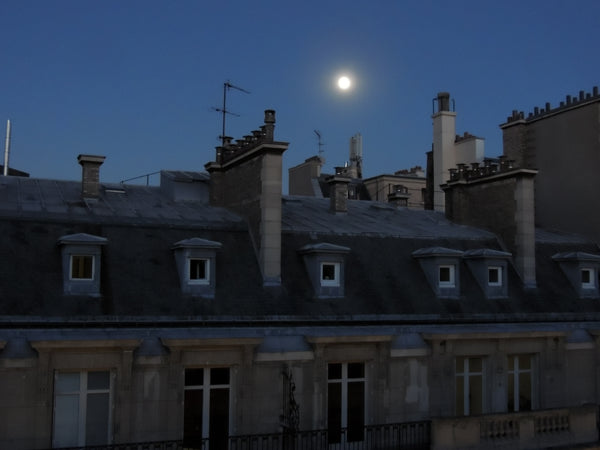 Vous vous sentirez tout de suite chez vous dans ce studio confortable et totalem Levallois-Perret, France Studio ensoleillé - Arc de Triomphe Entire rental unit vacation rental 7339475