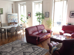 Chambre privative au calme et rénovée, dans un appartement de type hausmanien. < Lyon, France Chambre en hyper centre ville Private room in rental unit vacation rental 12625143