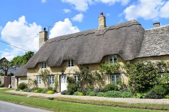 Cotswolds Villages Full Day Small Group Tour from Oxford  Private Tours and Travel Guide Europe London CITY Oxford Destination Tour