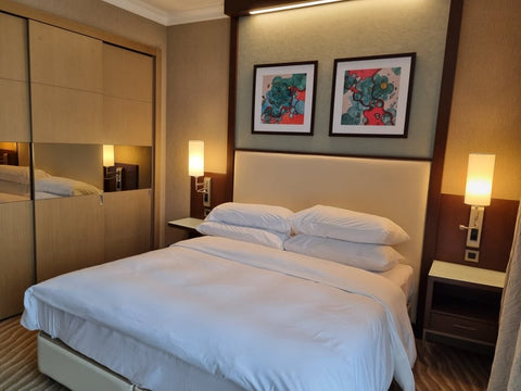 A downtown apartment providing a cozy ambiance with a modern twist. Boasting spa  City-visit Modern One-bedroom Entire rental unit vacation rental 53541461