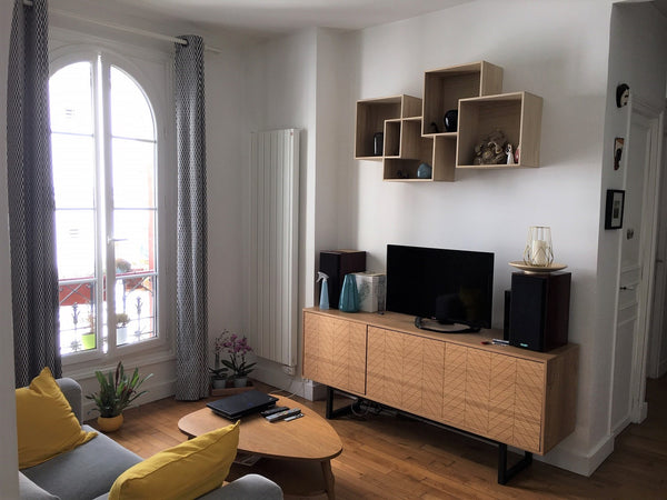 Cosy private bedroom in a charming 4-room apartment in a building which is typic Paris, France Cosy & charming apartment in the heart of the 11th Private room in rental unit vacation rental 3219106