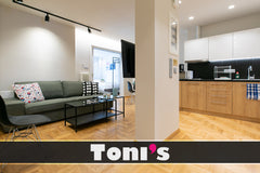 A really beautiful apartment that will make you feel at home and enjoy Athens! N Athens, Greece Toni's - Acropolis 3BD Apartment Close To Metro Entire rental unit vacation rental 40298673