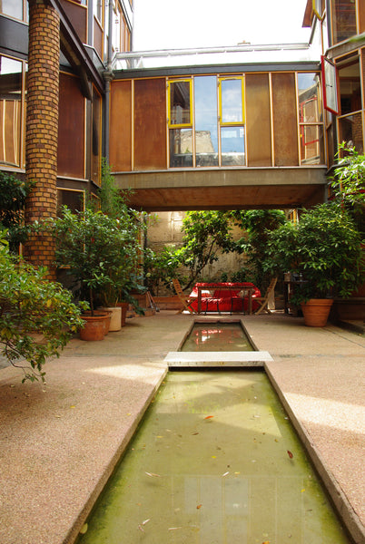 Charmant duplex de 40m² situé dans une copropriété très calme.<br /><br />Le log Paris, France Duplexe dans un ancien lavoir à Belleville Entire rental unit vacation rental 23352244