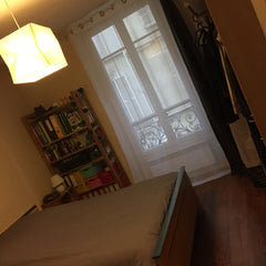 Chambre dans un appartement de 62m2 en colocation (2 filles) . Très bien situé d Paris, France Chambre privée à coté de Nation ! Private room in rental unit vacation rental 6026732