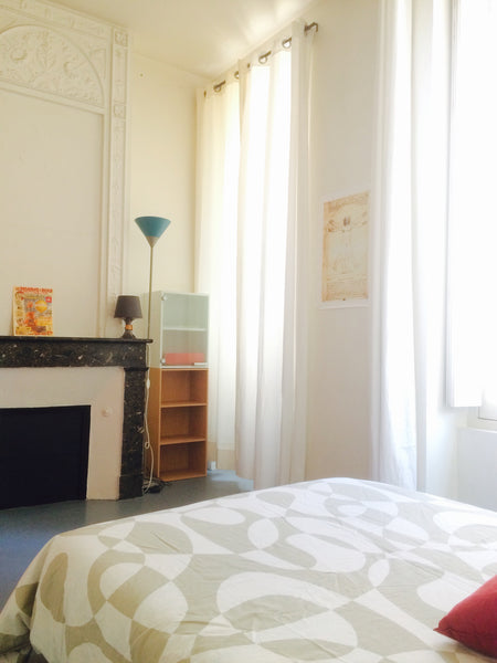 Chambre privée dans un t3 situé dans le quartier historique. <br />Au pied du po Bordeaux, France Chambre privée au pied du tramway. Private room in rental unit vacation rental 21034605