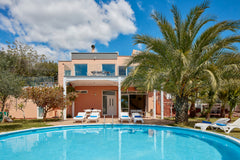<b>Other things to note</b><br />Nearby Marathi area is quite simply breath taki Chania, Greece Seafront Villa Longobardi 4 Bedrooms Entire villa vacation rental 44728309