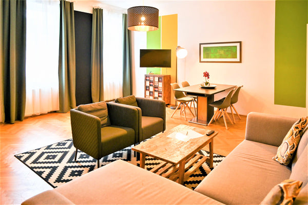 Surrounded by both parks and the amenities of the city center, this one room apa Panama City, FL Exclusive Apartment Schönbrunn Entire rental unit vacation rental 27633672