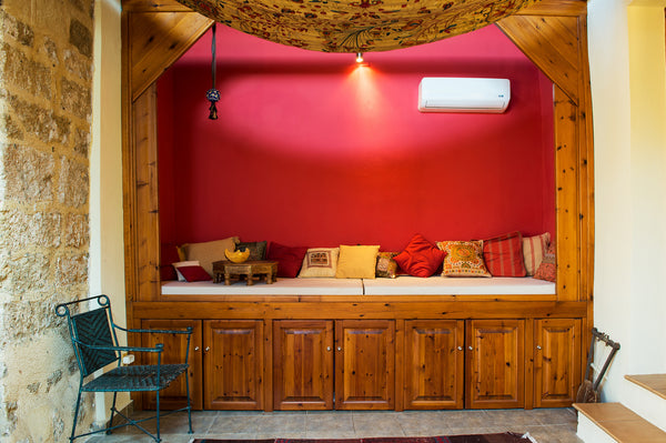 A three – storey house, recently reconstructed, located in the heart of the medi Greece Case Medioevale Entire home vacation rental 15415515