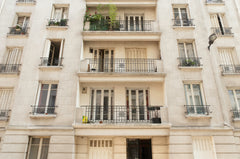 This three-room apartment, in a building from the 30's, can accommodate two pers Paris, France Apartment - 3 Rooms - 59m² - Port Royal (5th) Entire rental unit vacation rental 1376492