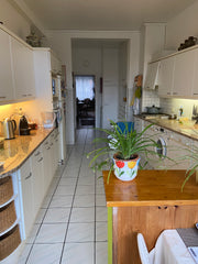 Profitez d'un logement élégant, central et au calme. Entre l'ULB et le cimetière  Superbe appartement au calme avec parking Private room in condo vacation rental 589781604121878987