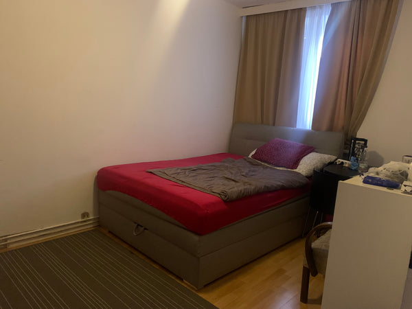 Quiet private room close to the Metro U3 to rent. Permanent rent for 450€/month. Vienna, Austria Quiet cosy private room close to Metro U3 Private room in rental unit vacation rental 46796303