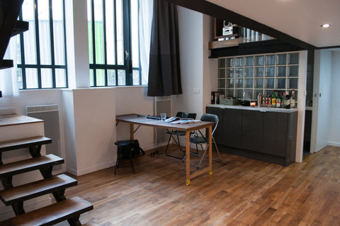 35 square meters loft (31 with Carrez law) in the heart of Paris.<br />Recently  Paris, France Typical & renewed parisian loft/duplex Entire loft vacation rental 3081753