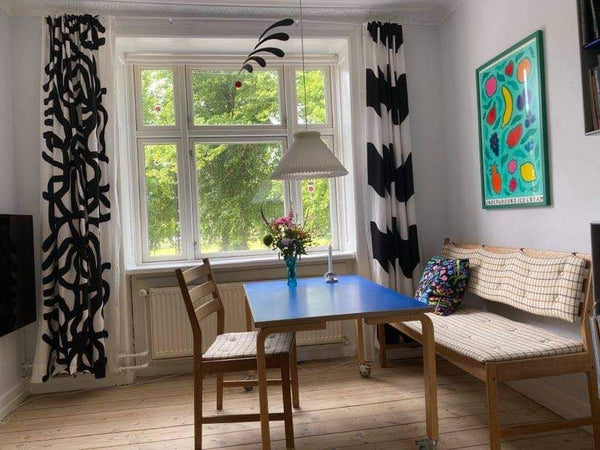 Apartment with great views of Nørrebropark and centrally located in the Nørrebro Odense, Denmark Bright apartment with views of the park Entire condo vacation rental 50354860